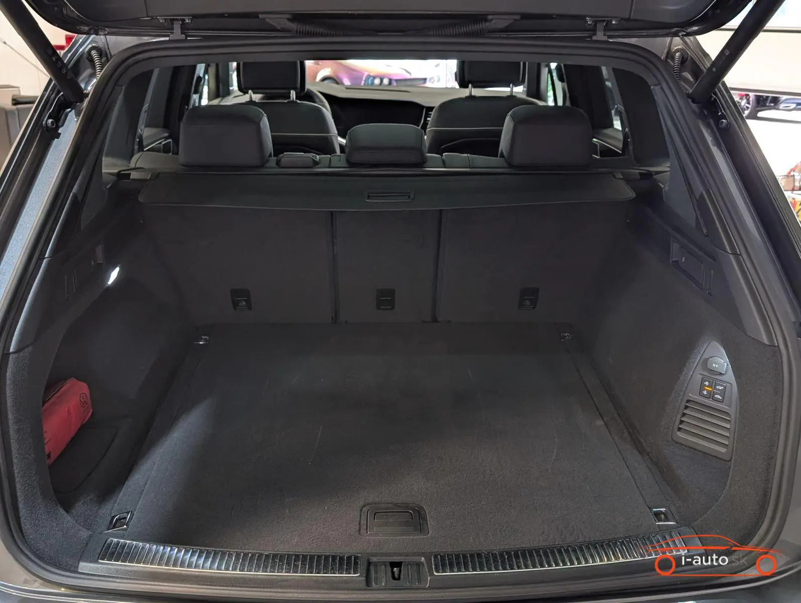 Volkswagen Touareg 2025 na predaj – fotografia 15