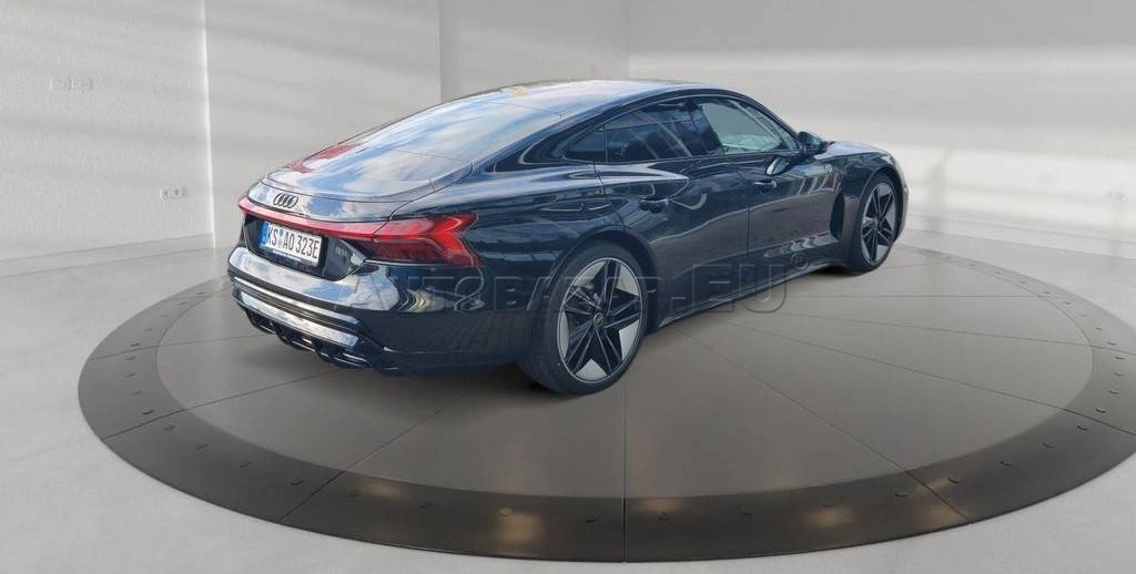 Audi E-tron GT quattro