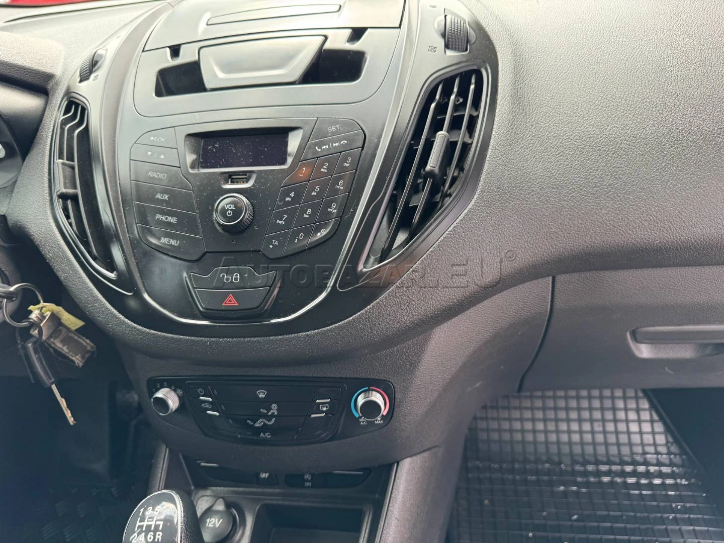 Ford Transit 2020 na predaj – fotografia 15