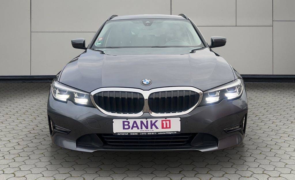 BMW Rad 3 Touring 320d mHEV  A/T