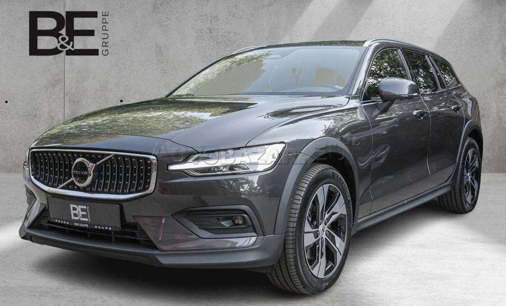 Volvo V60 CC B4 mHEV Plus A/T AWD