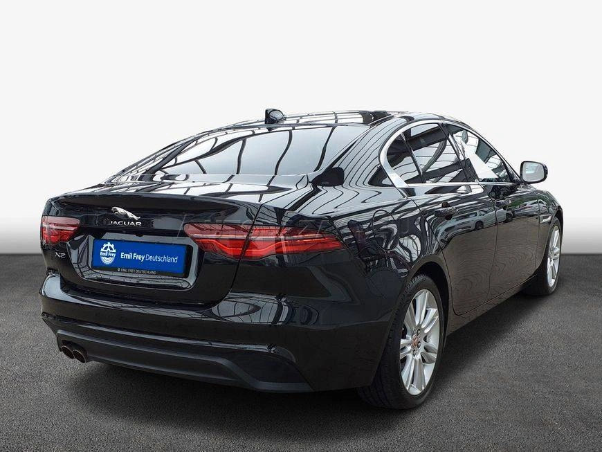 Jaguar XE 2.0D I4 Std SE AT