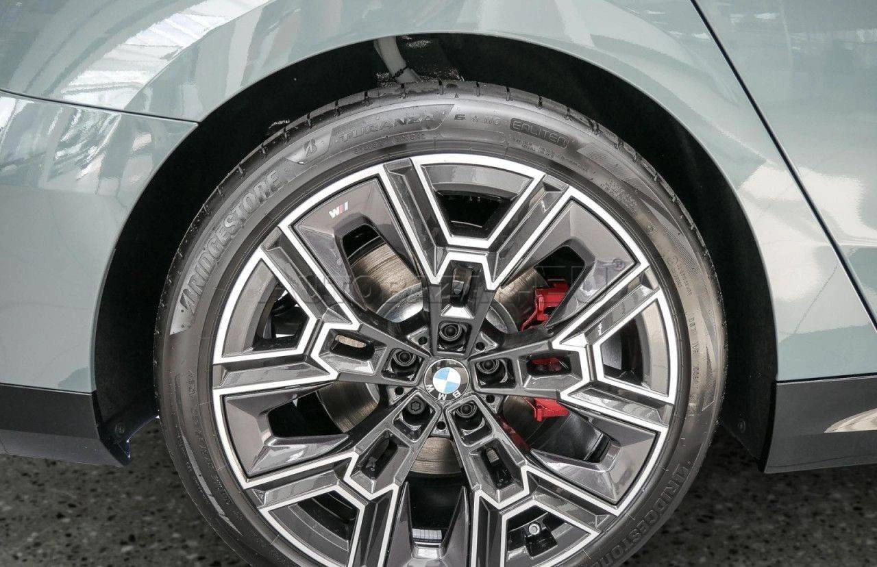 BMW Rad 5 Touring 520d xDrive M-Sport