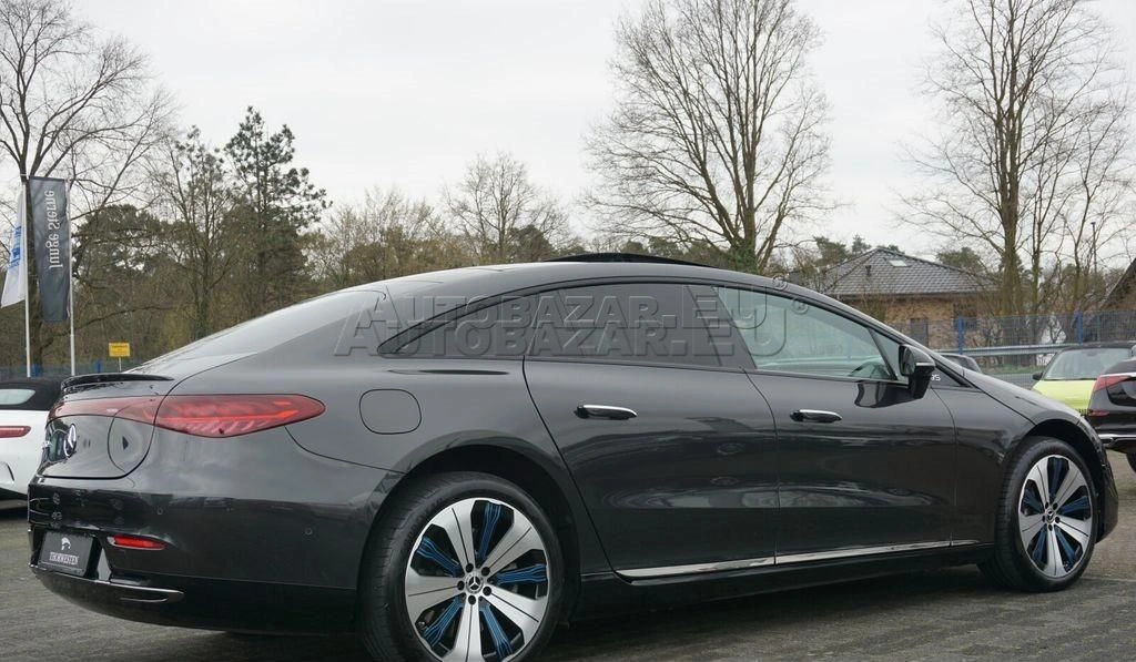 Mercedes EQS Limuzína 245kw Automat