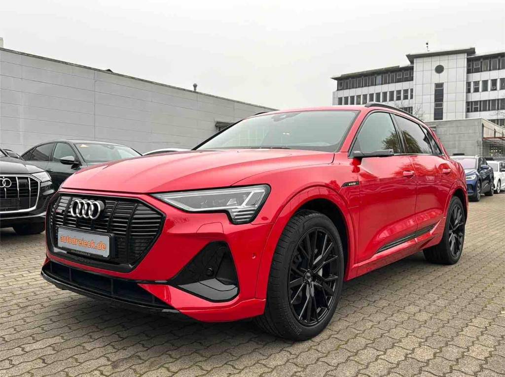 Audi E-tron 50 quattro S line