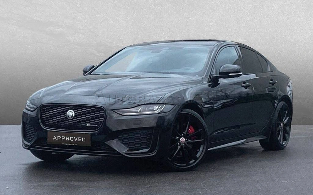 Jaguar XE 2.0D I4 D200 R-Dynamic Black AWD A/T