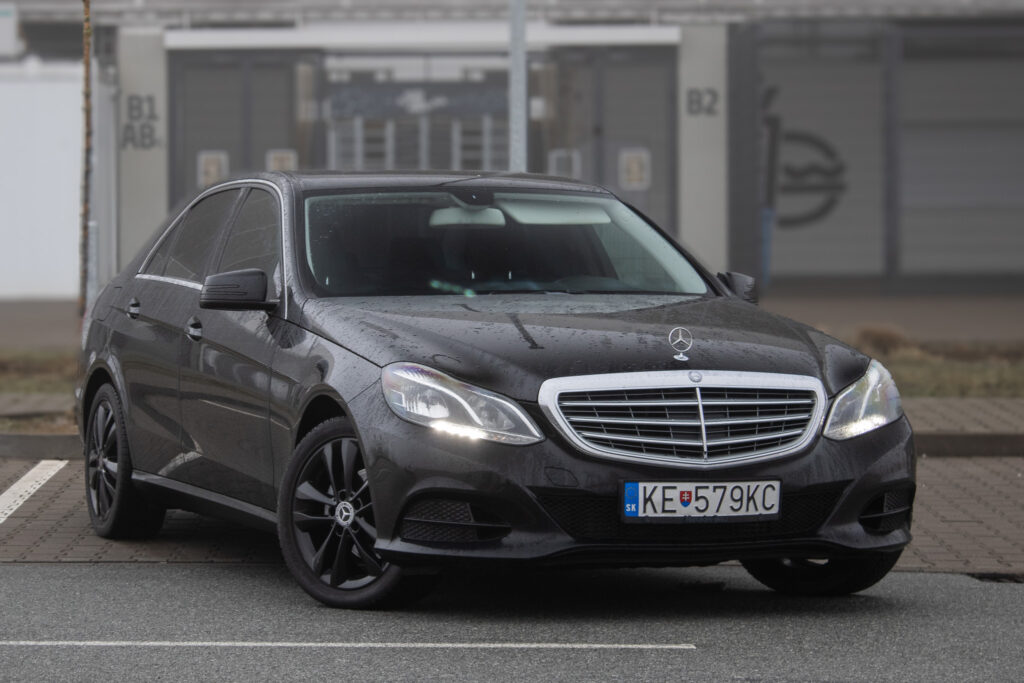 Mercedes-Benz E trieda
