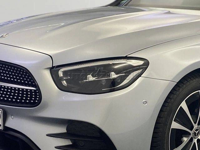 Mercedes-Benz E trieda Sedan 300 d mHEV 4MATIC A/T