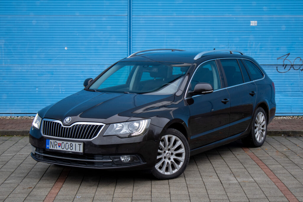 Škoda Superb Combi
