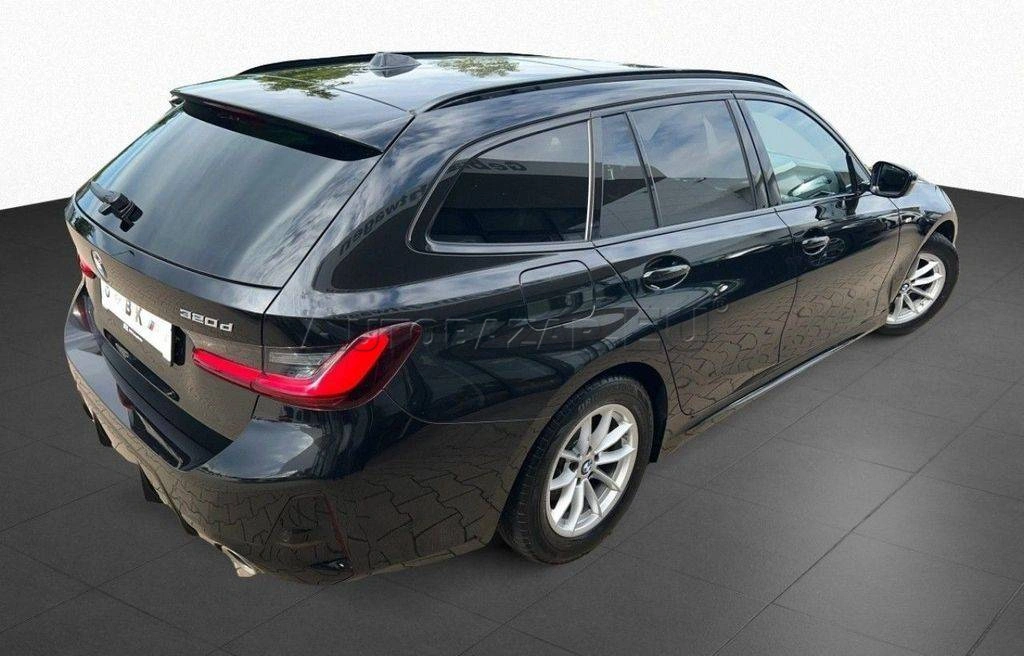 BMW Rad 3 Touring 320d mHEV  A/T