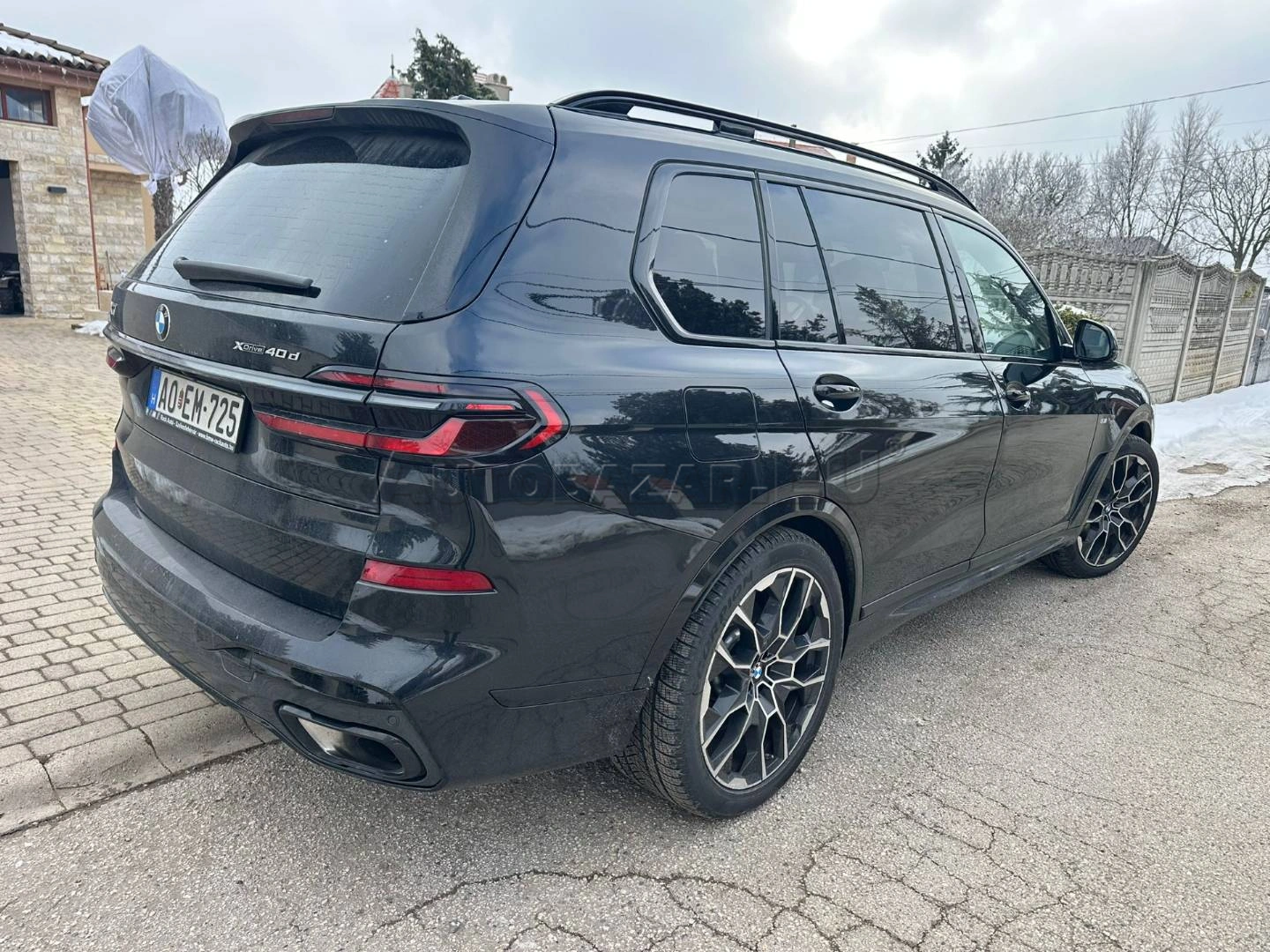 BMW X7 xDrive40d M Sport Pro – Crystal Iconic Glow – Sky Lounge – Executive výba
