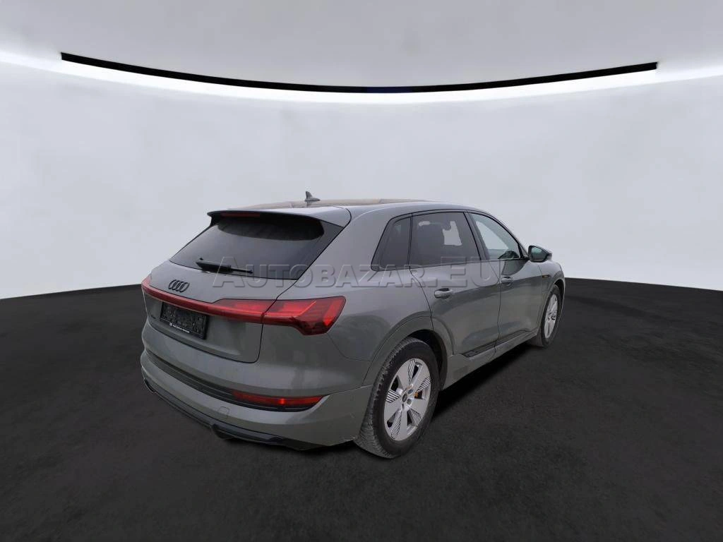 Audi E-tron 55 quattro S line