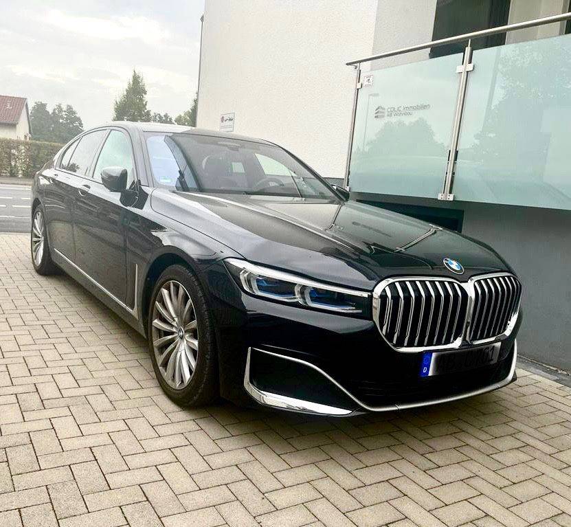 BMW Rad 7 730d mHEV A/T