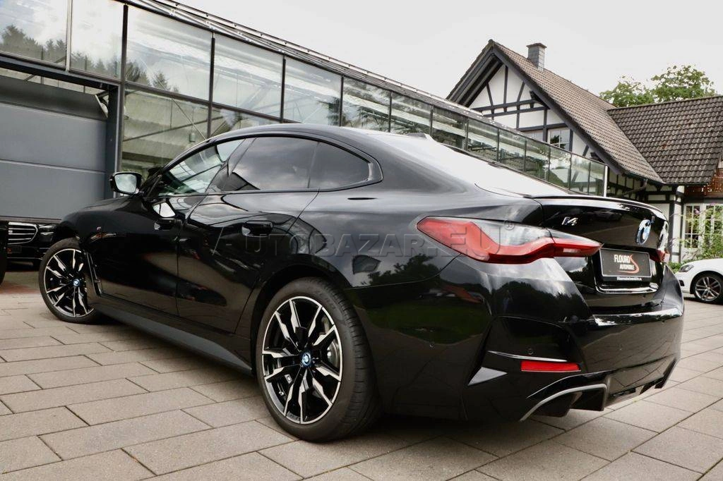 BMW i4 M50