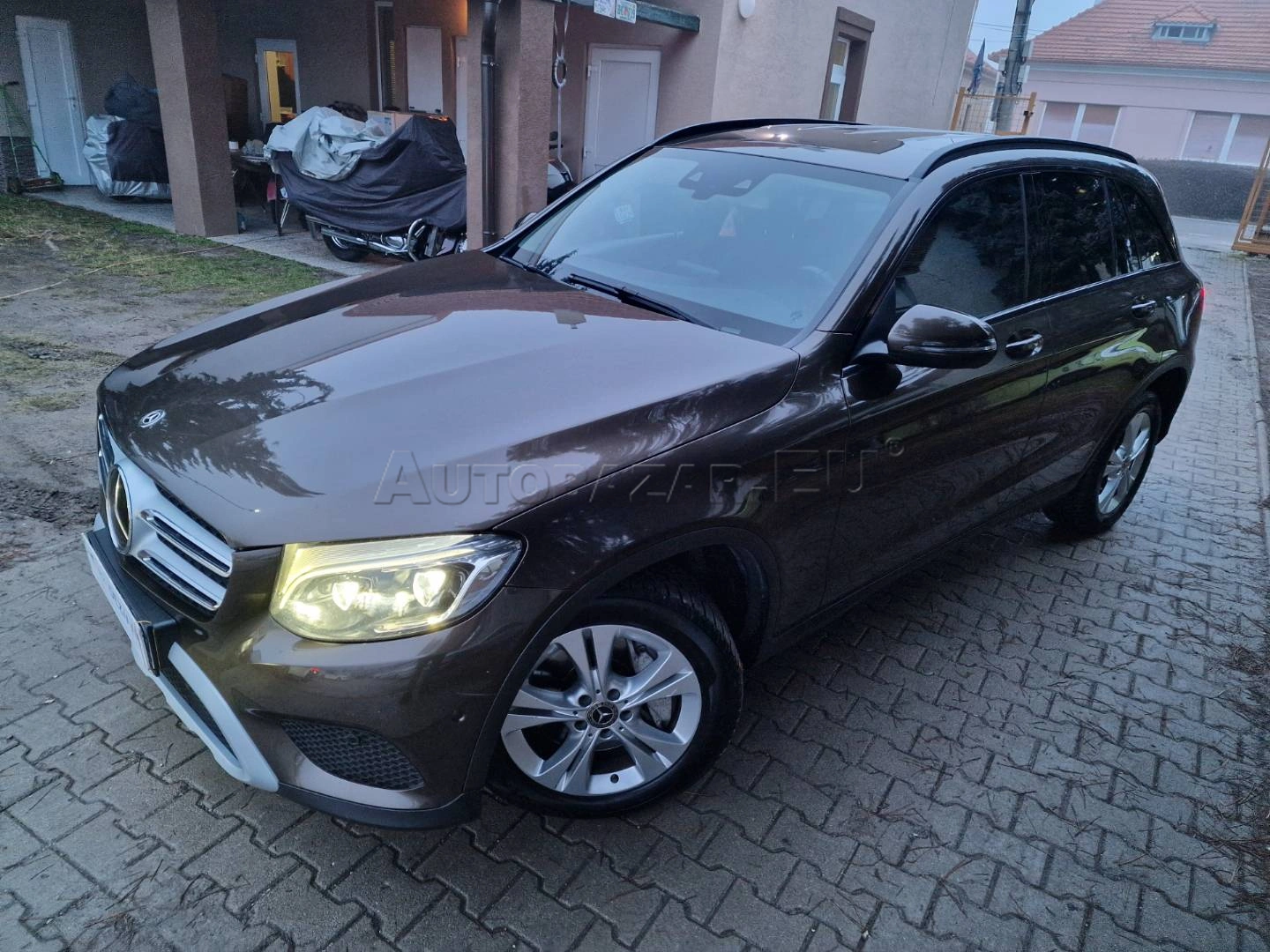 Mercedes-Benz GLC SUV 250d 4MATIC A/T