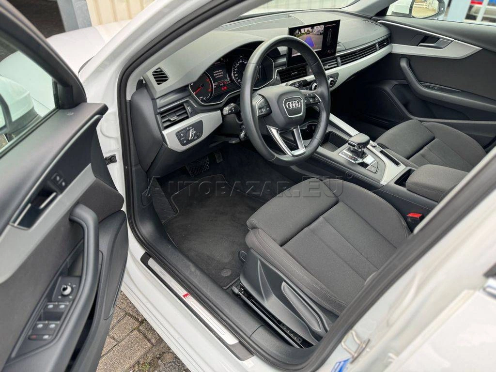 Audi A4 40 2.0 TDI mHEV S line S tronic