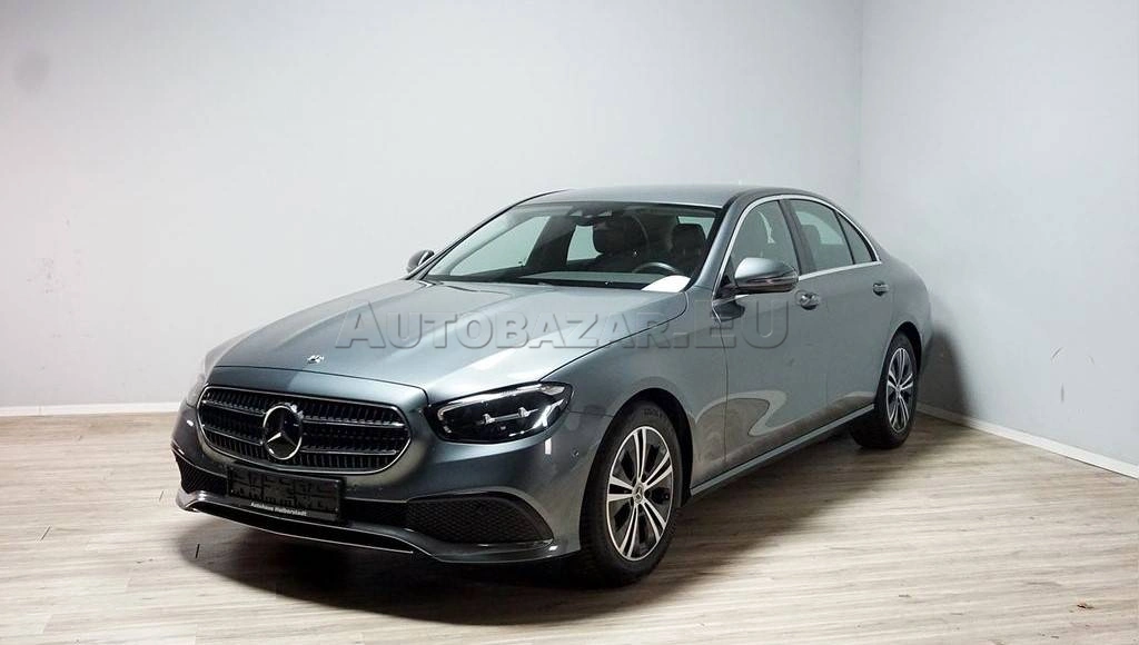 Mercedes-Benz E trieda Sedan 220 d A/T