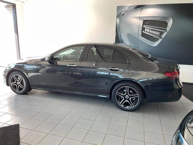 Mercedes-Benz E trieda Sedan 300 d mHEV 4MATIC A/T