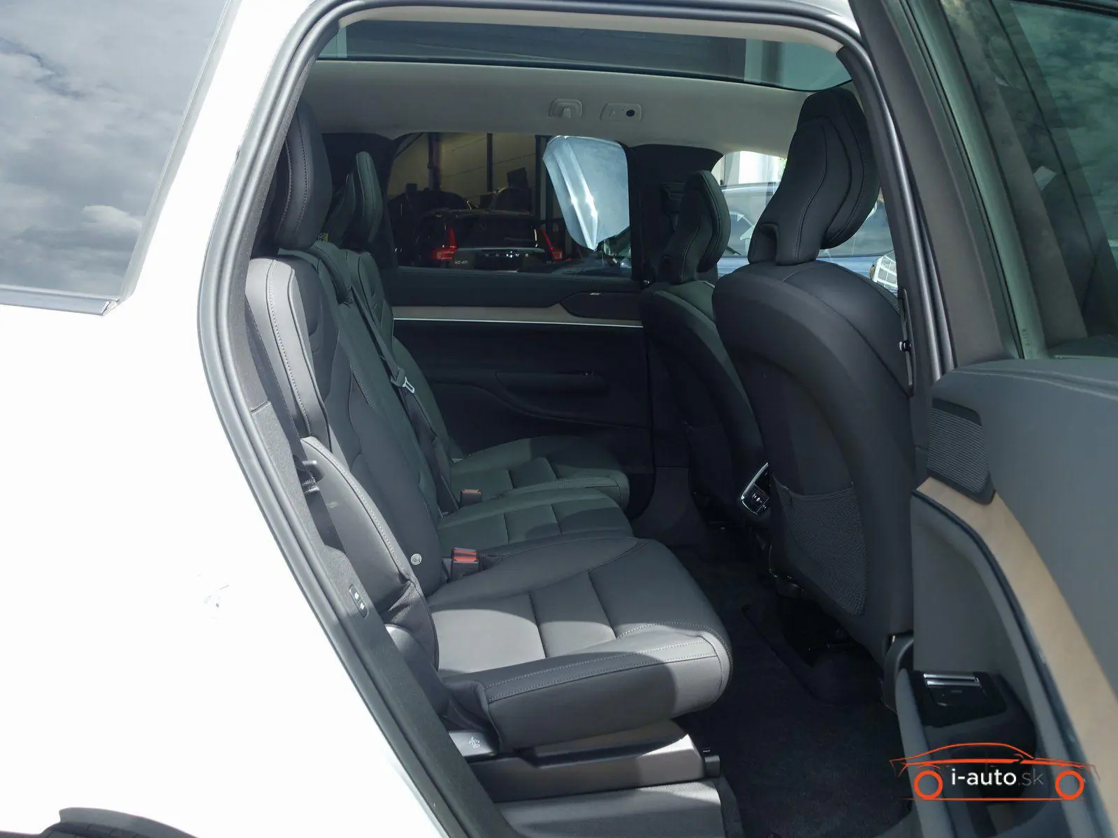 Volvo EX90 2025 na predaj – fotografia 17