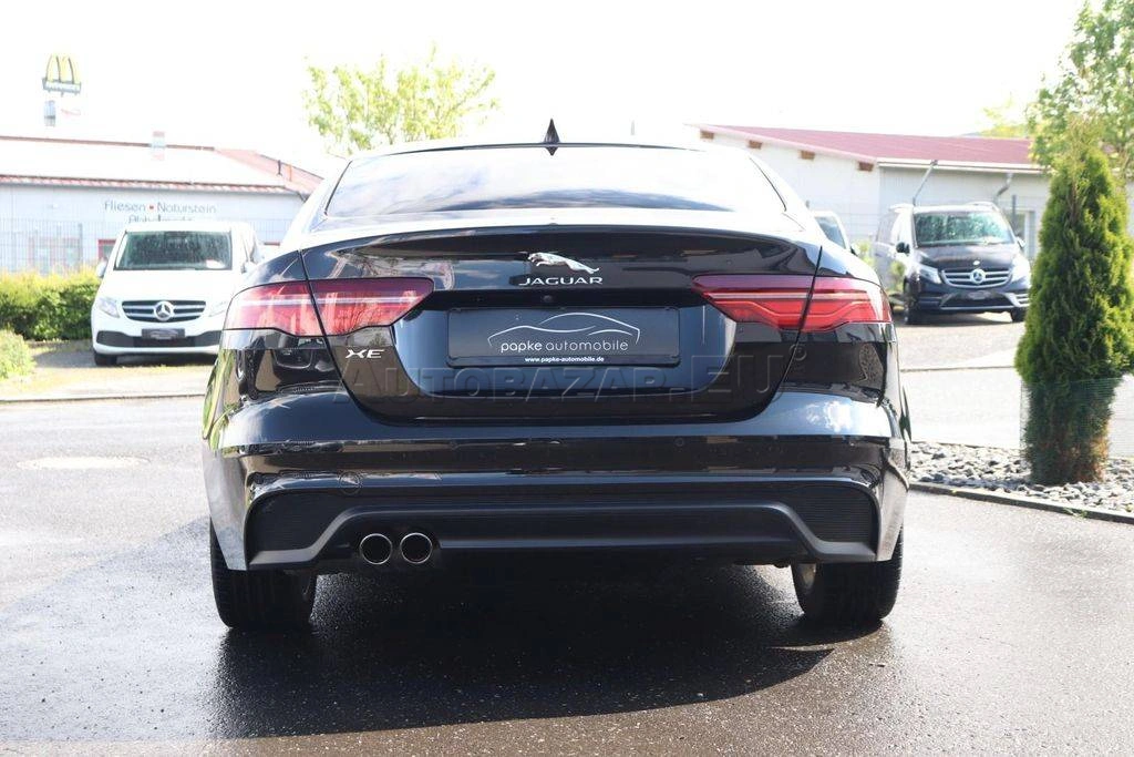 Jaguar XE 2.0D I4 D200 S A/T