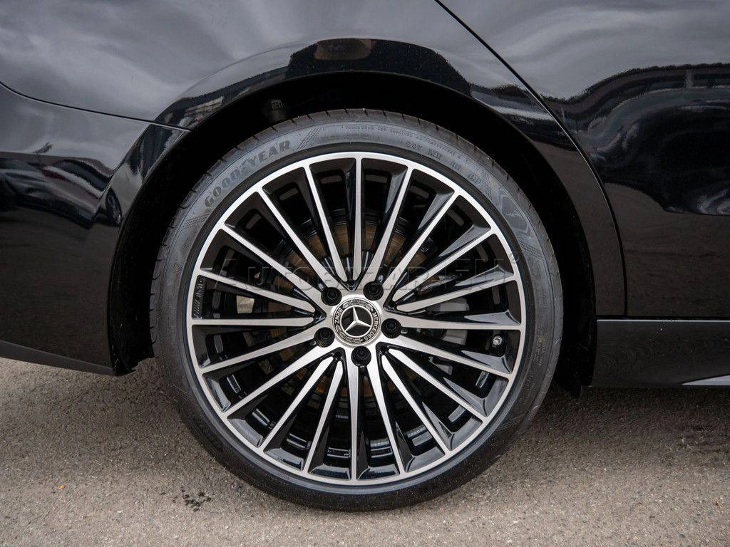 Mercedes-Benz C trieda Sedan 300 d mHEV 4MATIC A/T