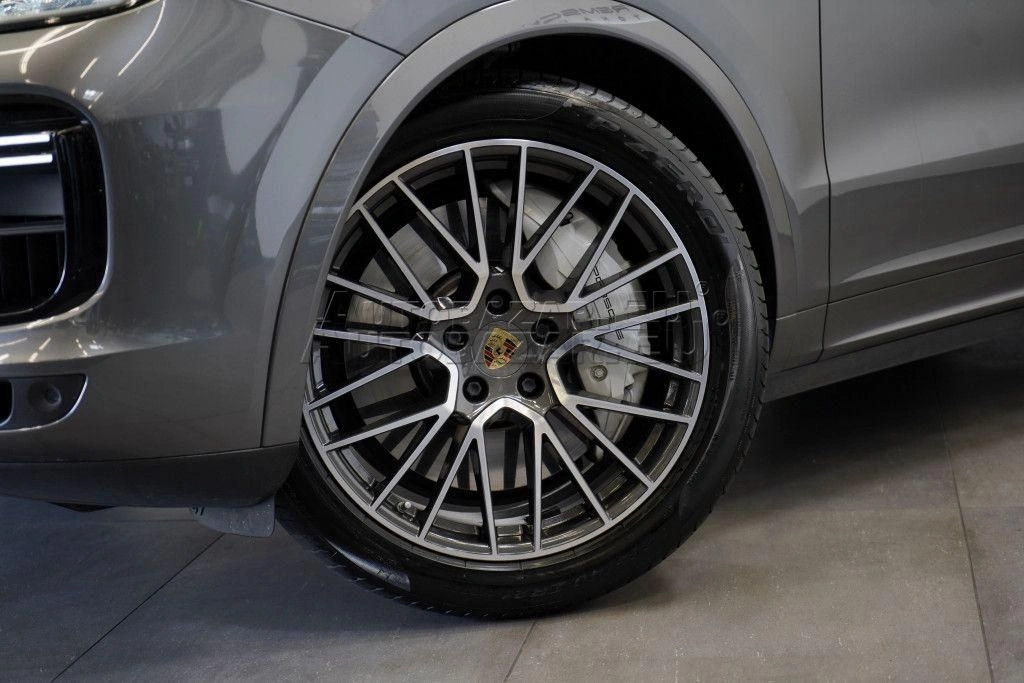 Porsche Cayenne Turbo 4x4 A/T
