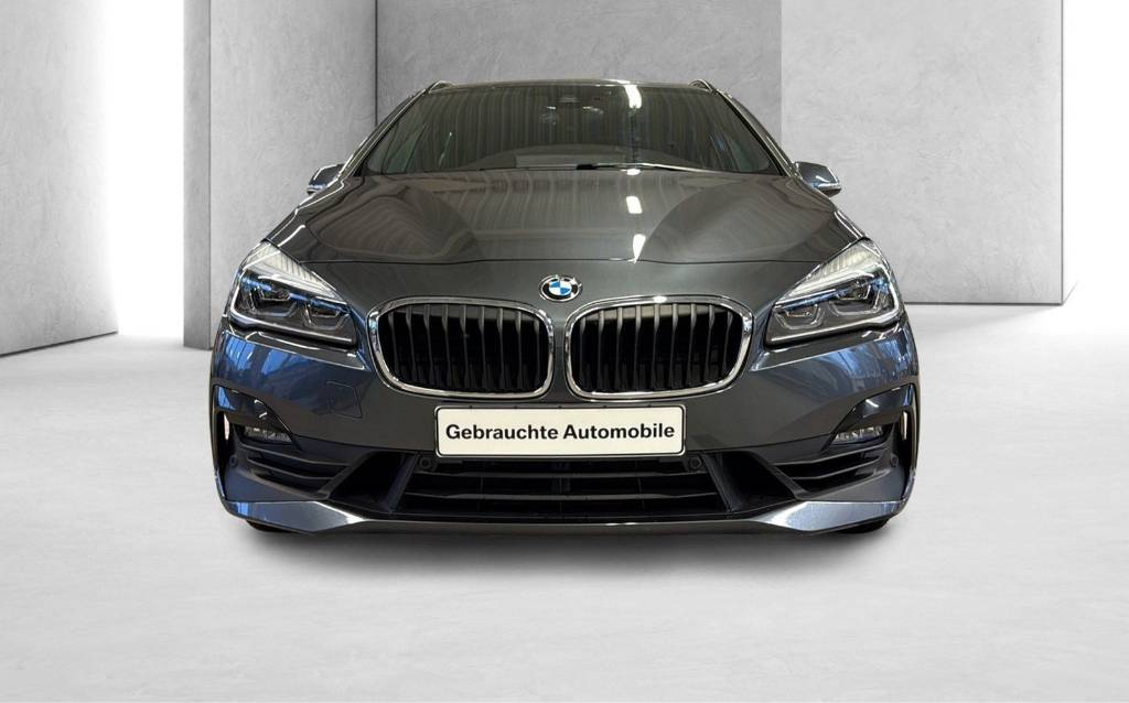 BMW Rad 2 Active Tourer 2   220i A/T