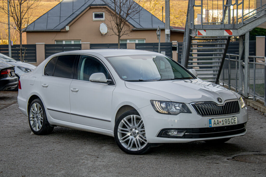 Škoda Superb