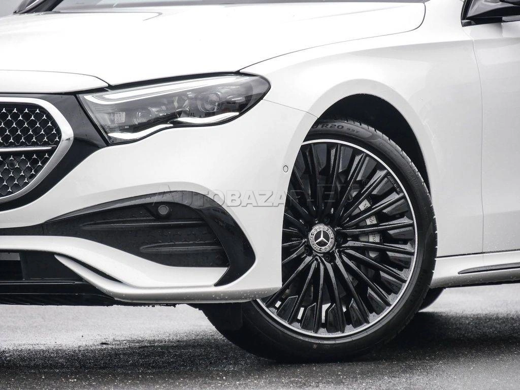 Mercedes-Benz E trieda Kombi Mercedes Benz  200 T AMG