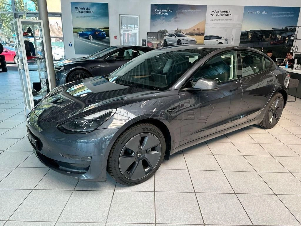 Tesla Model 3 Long Range 82kWh AWD