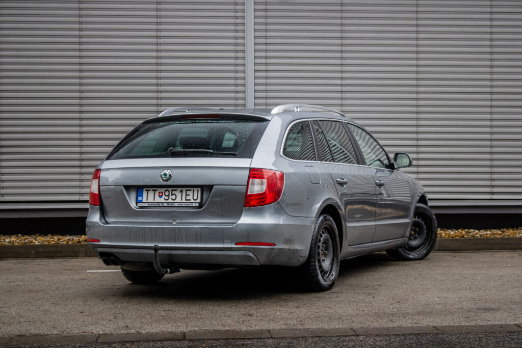 Škoda Superb Combi
