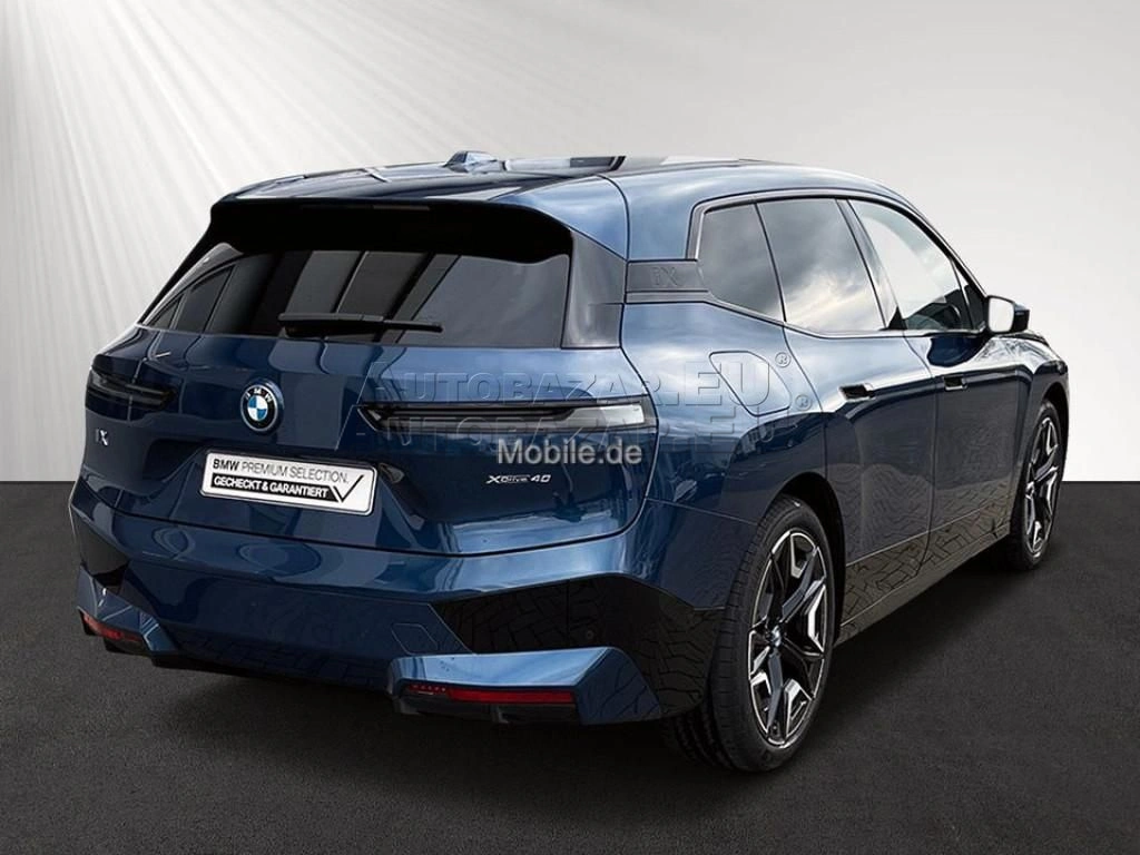 BMW iX XDrive40