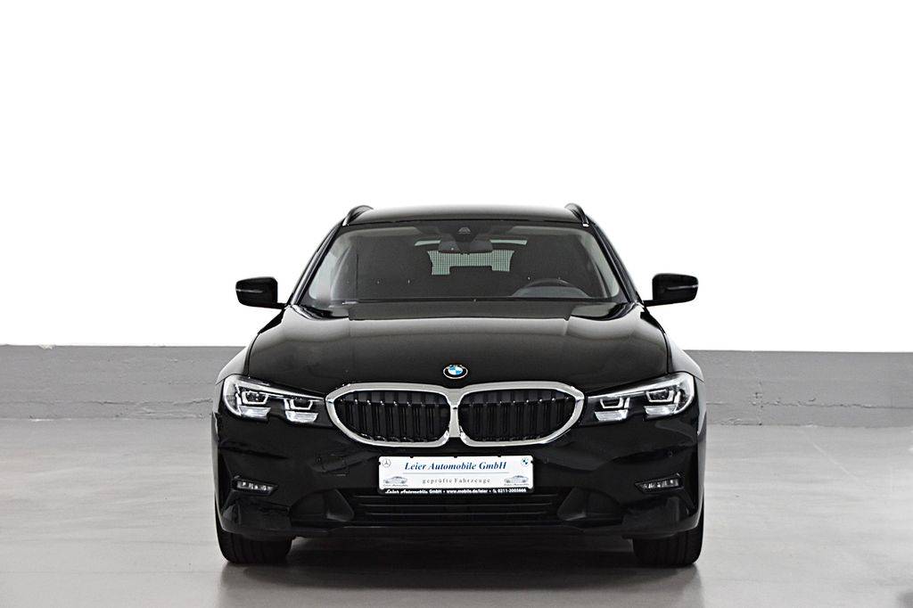 BMW Rad 3 Touring 320d mHEV  A/T