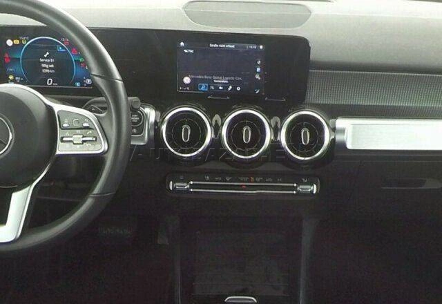 Mercedes-Benz GLB 200d A/T