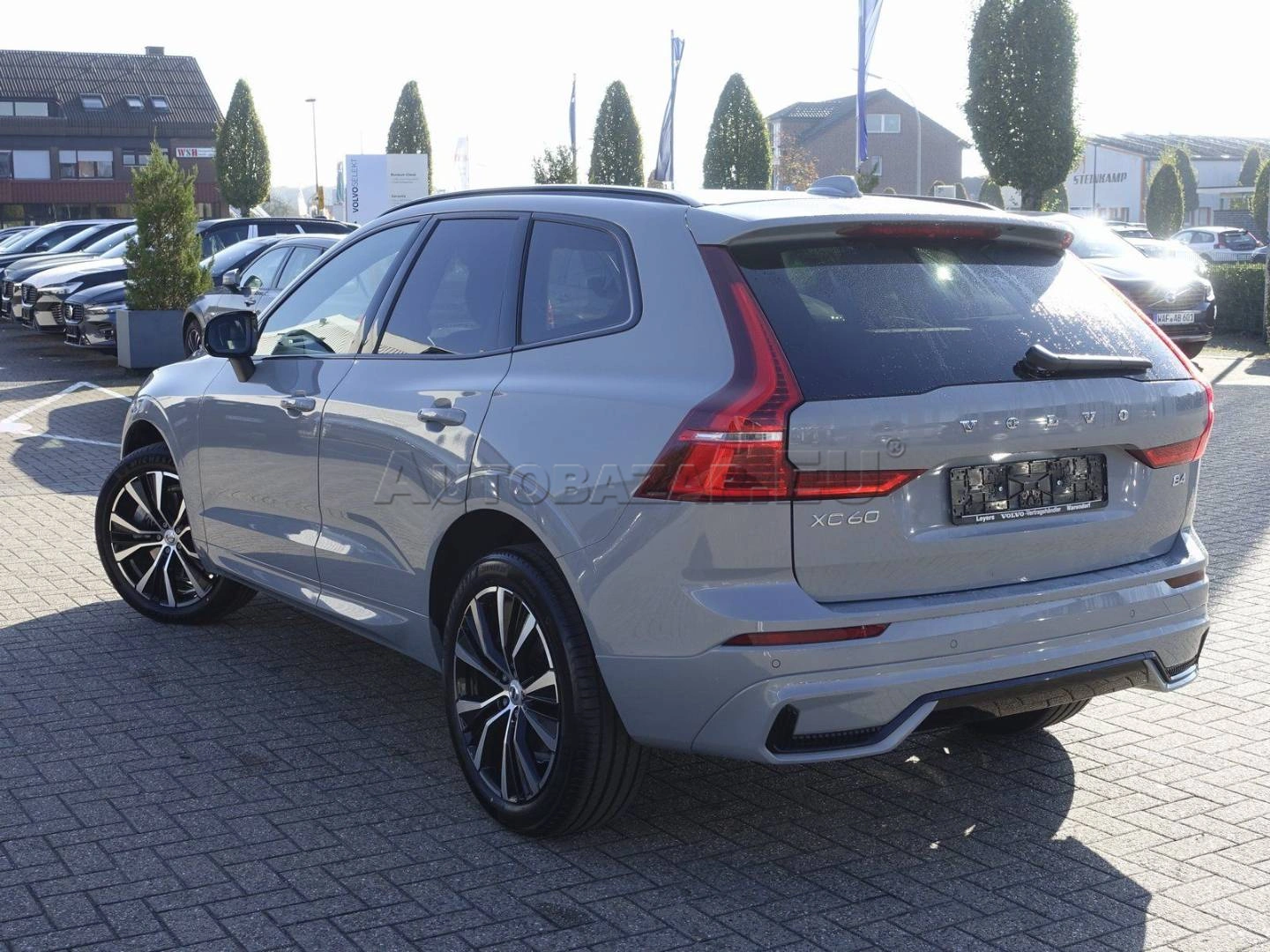 Volvo XC60 B4 Plus Dark A/T