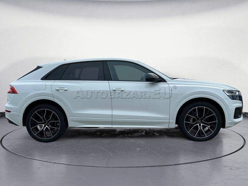 Audi Q8 45 3.0 TDI mHEV quattro tiptronic