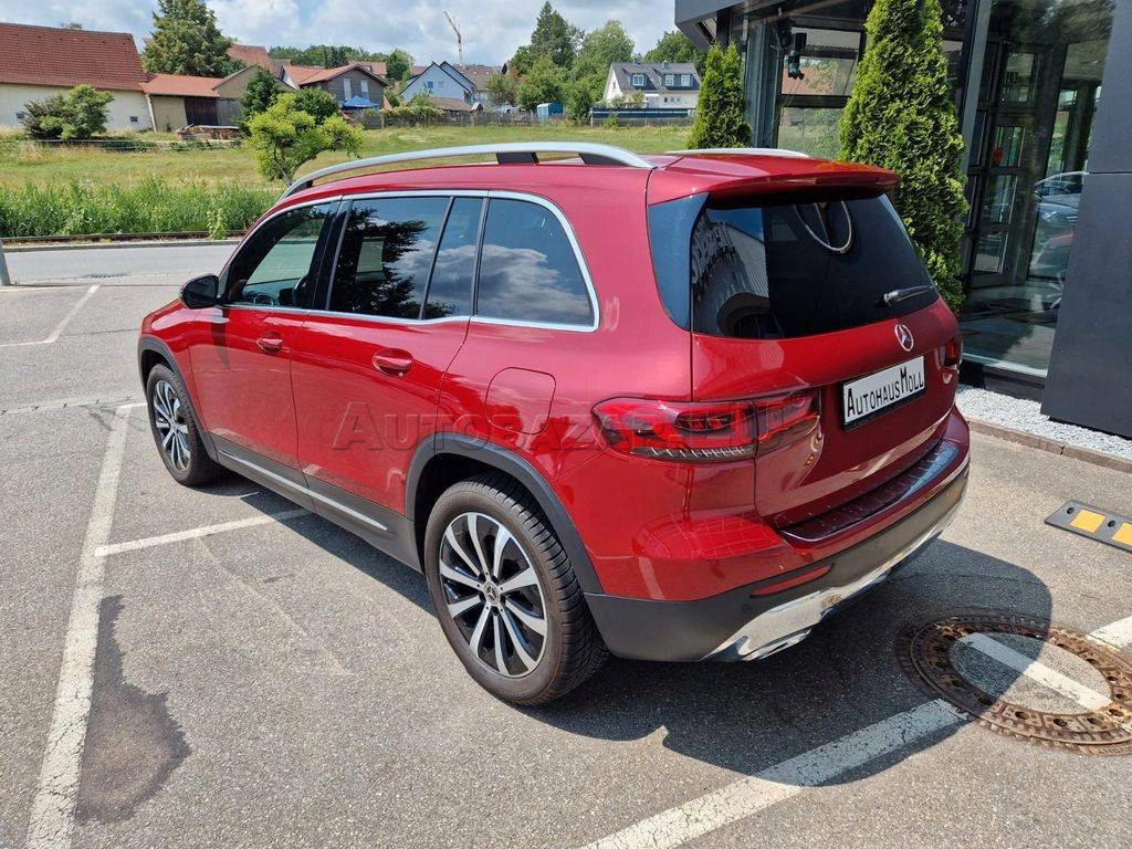 Mercedes-Benz GLB 200d A/T