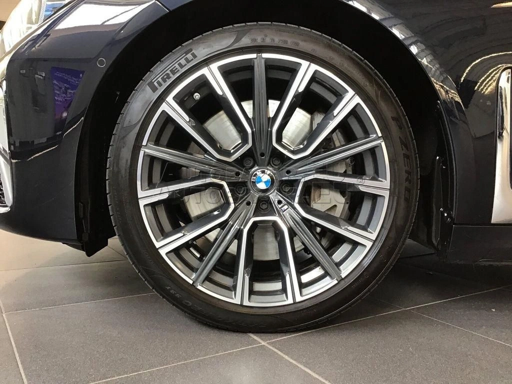 BMW Rad 7 2020 na predaj – fotografia 6