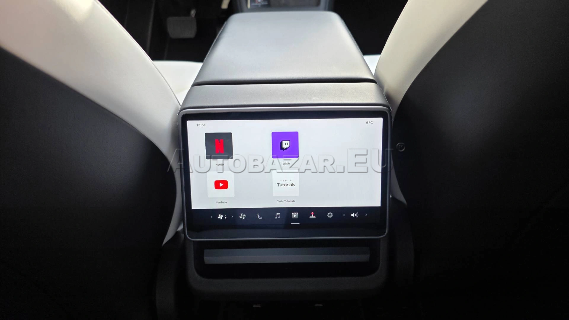 Tesla Model 3 2023 na predaj – fotografia 40