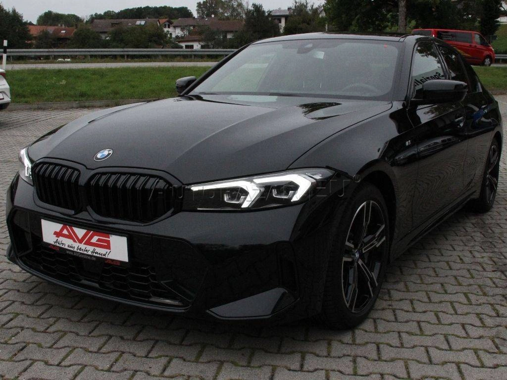 BMW Rad 3 330d mHEV A/T