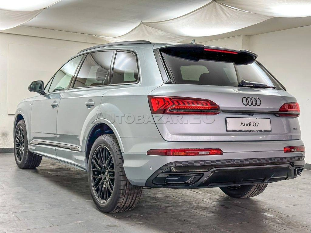 Audi Q7 50 3.0 TDI mHEV S line quattro tiptronic