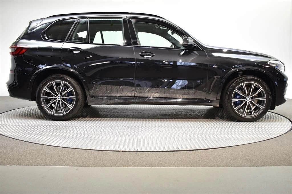 BMW X5 XDrive40i mHEV A/T