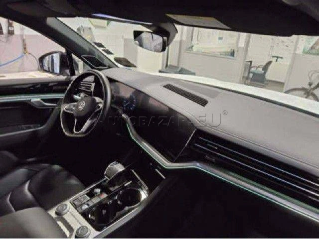 Volkswagen Touareg 3.0 V6 TDI SCR 286k R-Line 4Motion Tiptronic