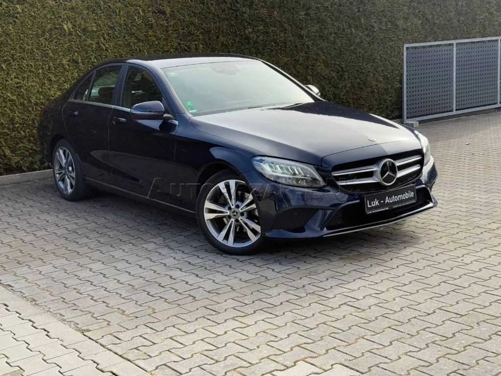 Mercedes-Benz C trieda Sedan 220 d A/T
