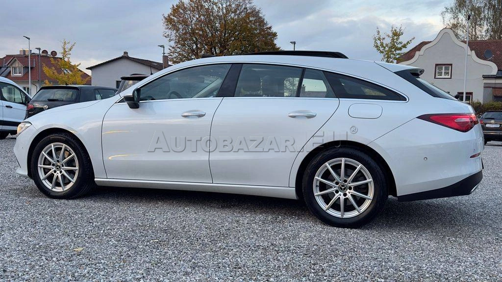 Mercedes-Benz CLA Shooting Brake SB 220 d A/T