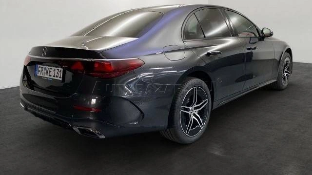 Mercedes-Benz E trieda Sedan Mercedes Benz  220 d AMG A/T