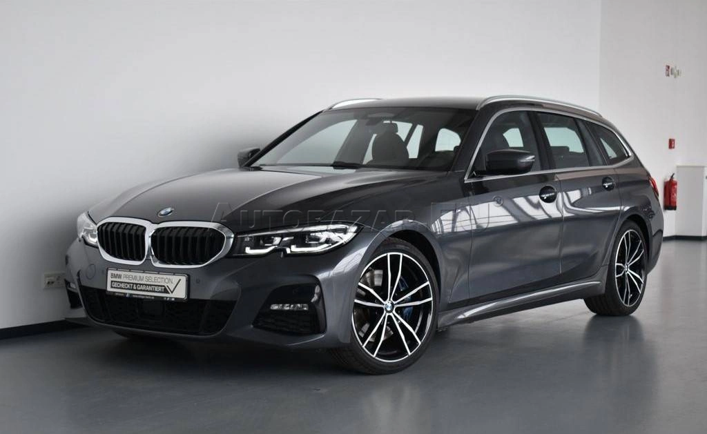 BMW Rad 3 Touring 330d  mHEV A/T