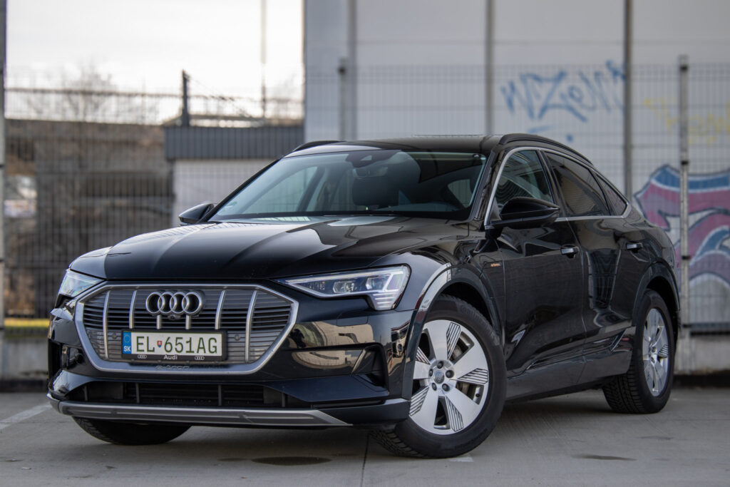 Audi e-tron