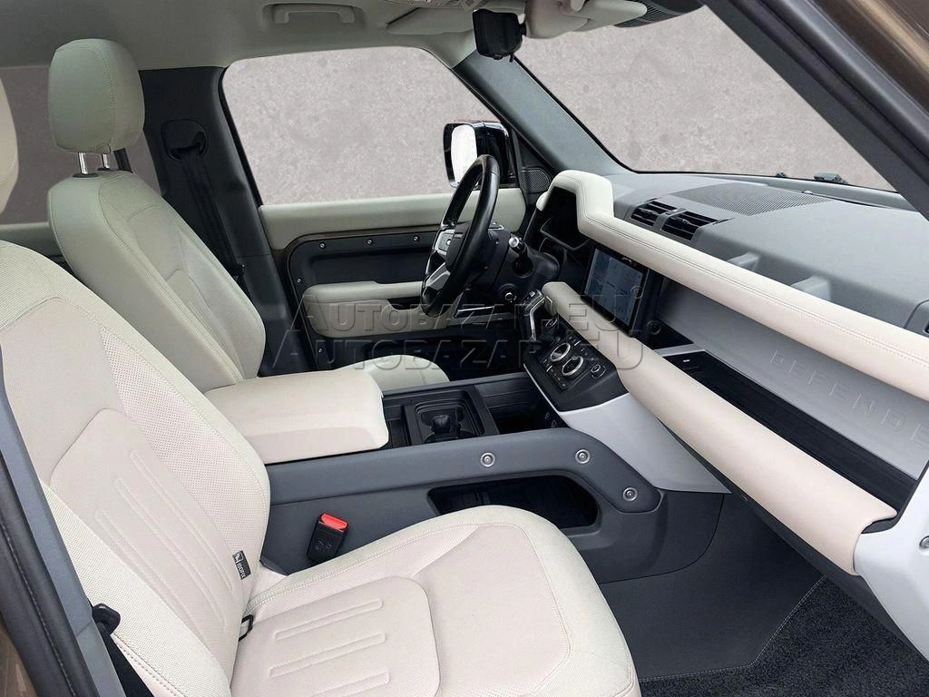 Land Rover Defender 110 3.0 I6 P400 MHEV First Edition A/T AWD