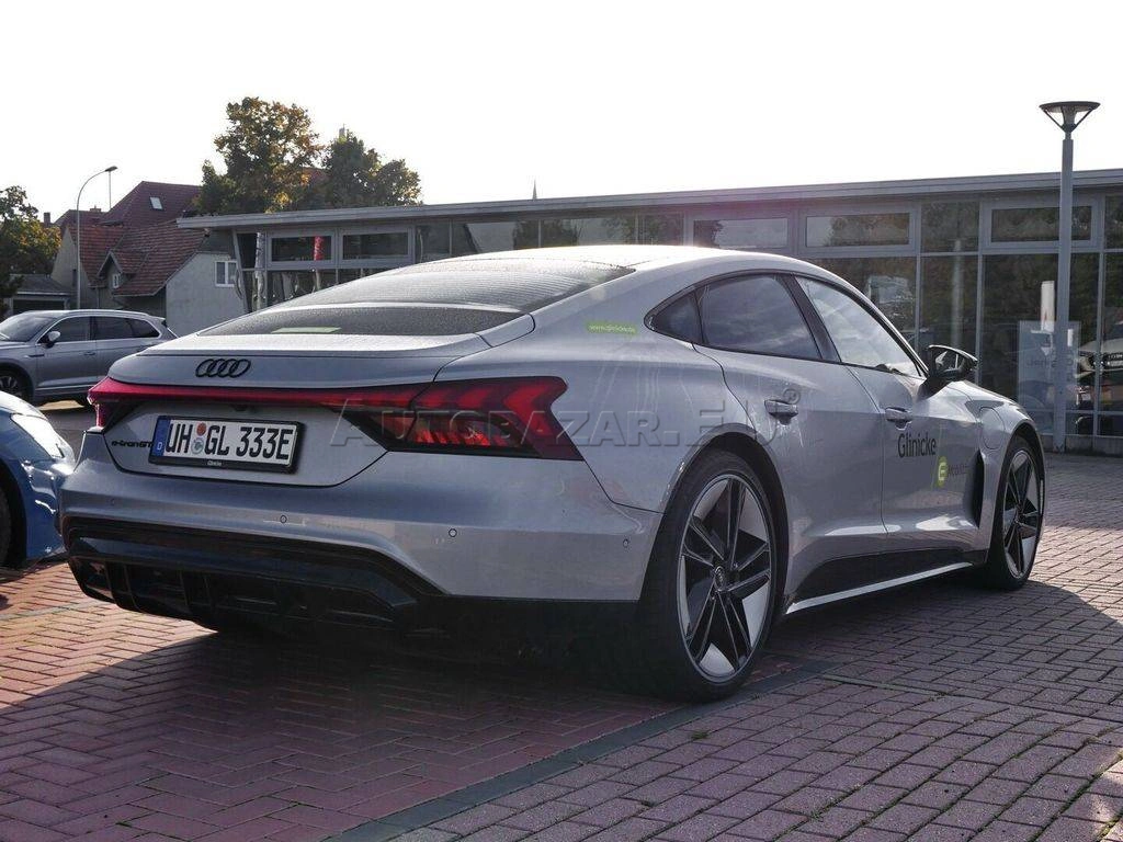 Audi E-tron GT quattro